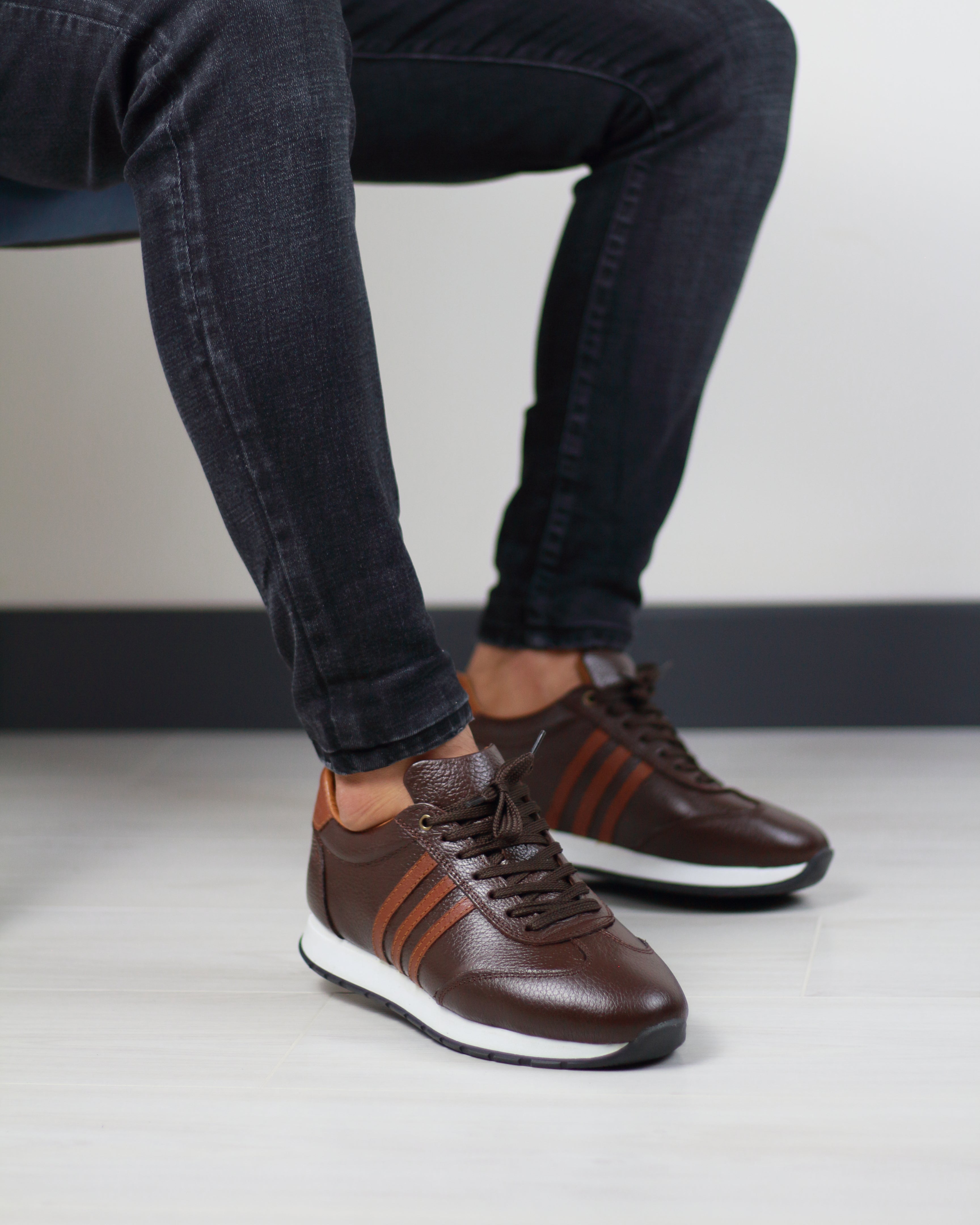 KAHVERENGİ DERİ ERKEK SPOR AYAKKABI